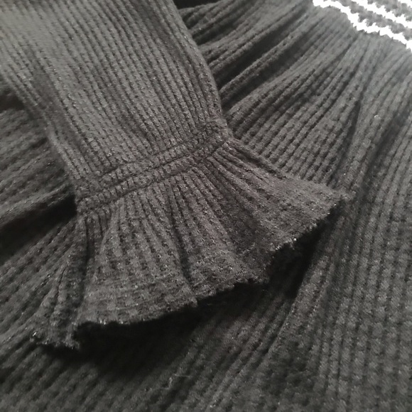 Free People - Picture 3 of 8